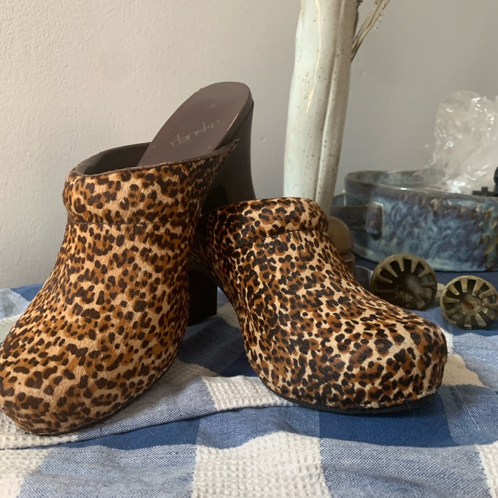Dansko Rae Leopard Pony clogs/mules